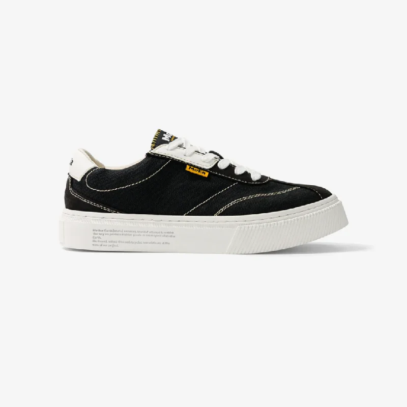 GEN4 Banana Sneaker in Black from MoEa