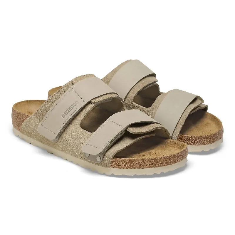 Unisex Uji Sandal In Taupe Suede